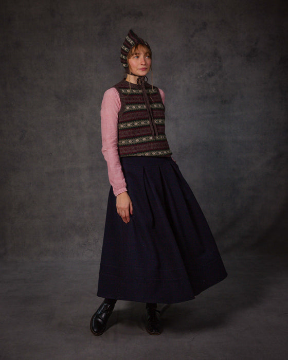 Catrin Skirt in British Navy Lambswool