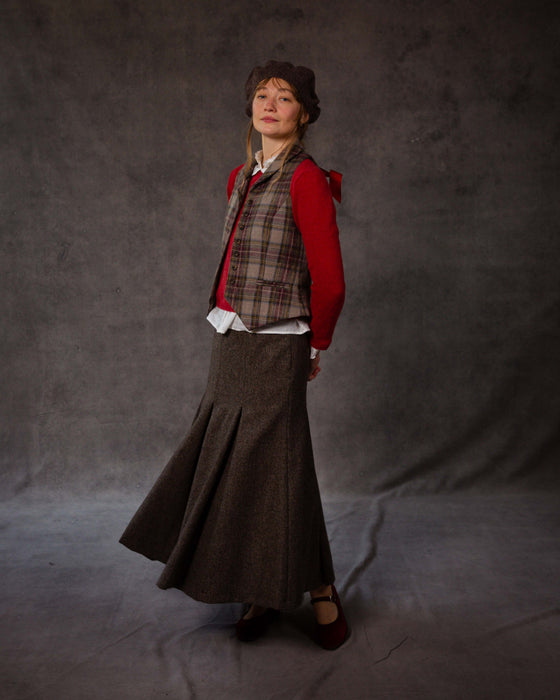 Sensible Skirt in British Tweed